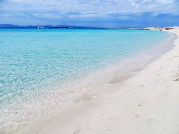 San Antonio: Es Vedrà & Formentera Boat Tour With Snorkeling - Additional Information