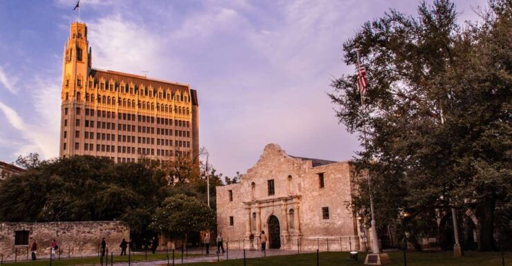 San Antonio: Guided Haunted Pub Crawl - Activity Details