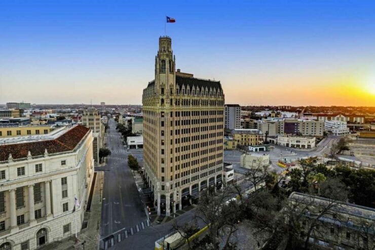 San Antonio: HERstory Walking Tour - Tour Details
