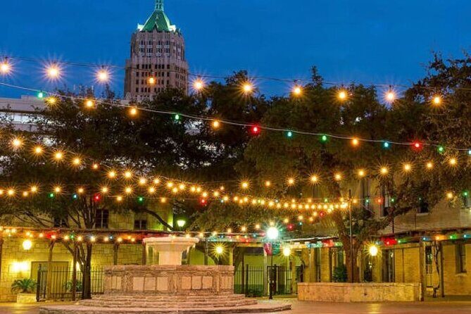 San Antonio Holiday Sights & Festive Nights Tour - FAQs