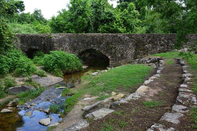 San Antonio Mission Trail  Private Guided Tour - The Espada Aqueduct: Engineering Marvel