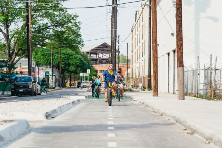 San Antonio: Murals & Hidden Gems E-Bike Tour - Tour Experience