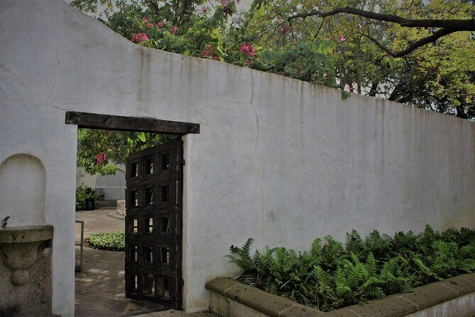 San Antonio River Walk Self-Guided Walking Audio Tour - Start at the San Antonio River Walk