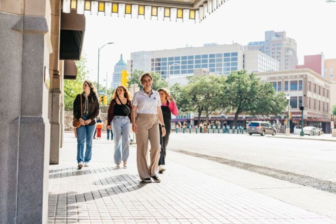 San Antonio: Small Group Night Tour With River Walk Cruise - Customer Reviews