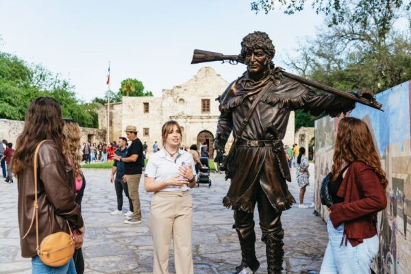 San Antonio: Small Group Night Tour With River Walk Cruise - The Sum Up