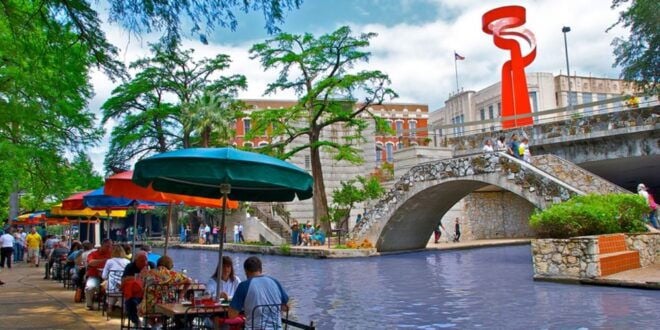 San Antonio Small Group Riverwalk Food Walking Tour - Lavillita Neighborhood