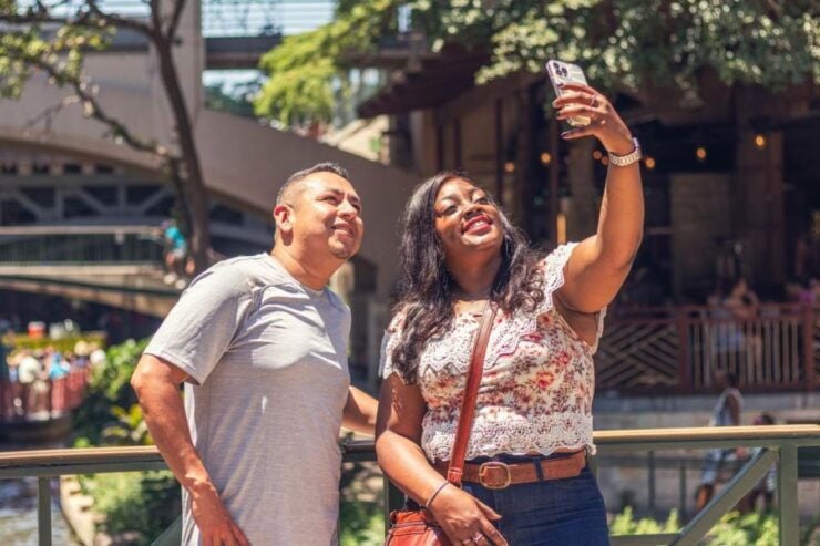 San Antonio's Heartbeat: A Cultural Walking Adventure - Immerse in Vibrant Culture and Art