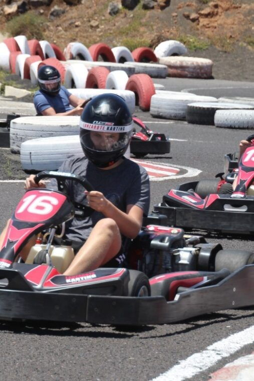 San Bartolome: Karting Sessions In 200cc Biz Karts - Age Requirement and Group Size