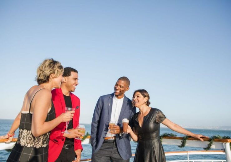 San Diego: Christmas Day Buffet Brunch or Dinner Cruise - Pricing and Duration