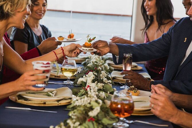 San Diego Christmas Eve Dinner Buffet Cruise - Final Thoughts