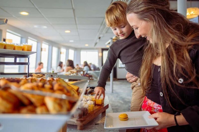 San Diego: City Cruises Buffet Breakfast and Brunch Cruise - FAQs
