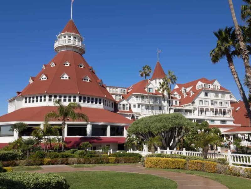 San Diego Drag Queen Tour: Fun, Sass & City Secret - Good To Know