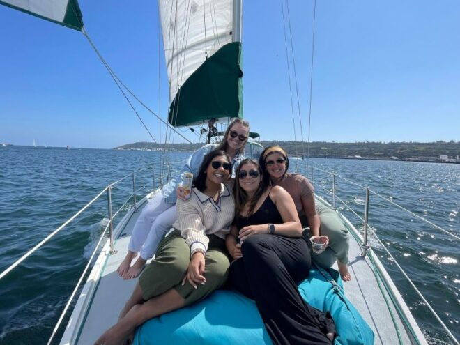 San Diego: Guided Sunset Sailing Cruise With Drinks - Positive Reviews and Recommendations