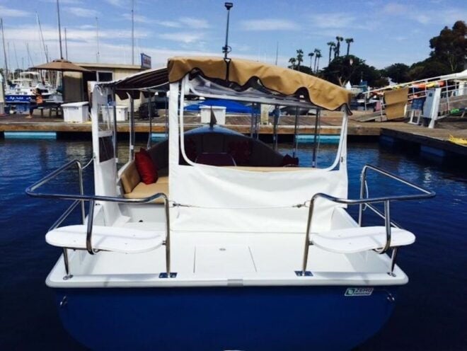 San Diego: Private Sun Cruiser Duffy Boat Rental - Full Description