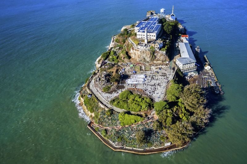 San Francisco Alcatraz App Guided Tour with Cruise and Jail House - Two hours on the island requires a little planning