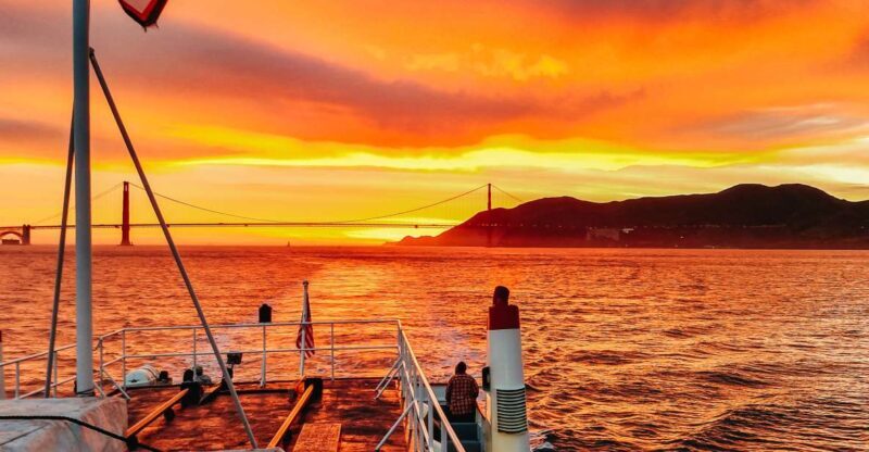 San Francisco: California Sunset Cruise (2-hours) - The Experience of the Sunset and Night Views