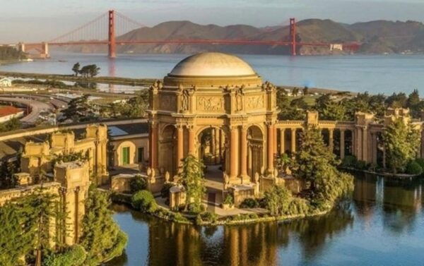 San Francisco : Downtown Private Walking Tour With A Guide - Frequently Asked Questions