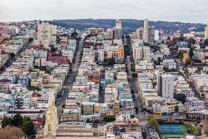 San Francisco Tour: Alcatraz, Lombard Street & Golden Gate Bridge - Lombard Street & Scenic Views