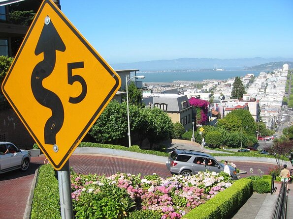 San Francisco Urban Hike: Coit Tower, Lombard Street and North Beach - Overview and What To Expect