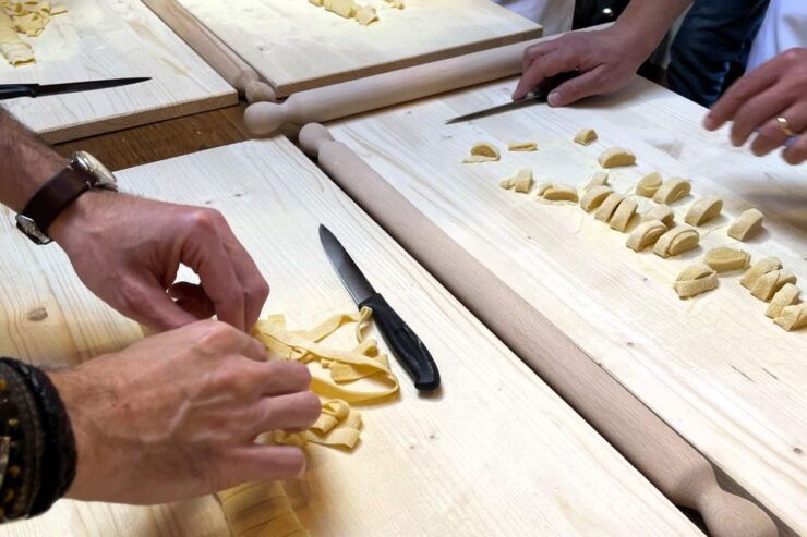 San Gimignano: Hands in Dough Cooking Class With Lunch - Activity Details