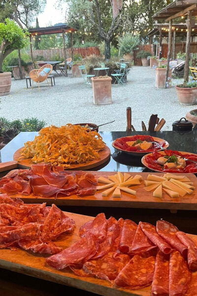 San Gimignano: Home Restaurant Luxury Dinner With Wine - Tips for an Enjoyable Evening