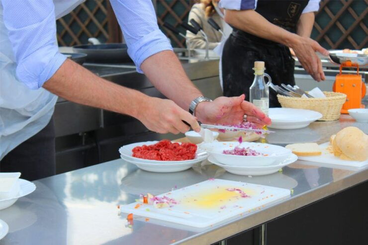 San Gimignano Outdoor Cooking Class & Wine Tasting in Winery - Good To Know