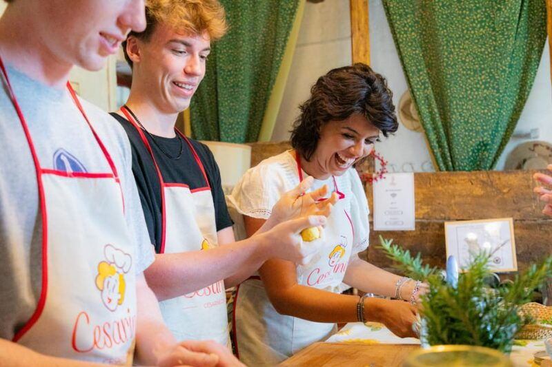 San Gimignano: Pasta Class & Wine Tasting at Local's Home - A Closer Look at the Experience