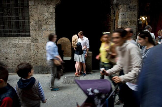 San Gimignano Photo Service, Shoot for Couples and Families - Booking Information