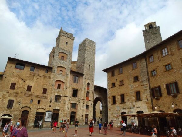 San Gimignano Private Guide: Manhattan of the Middle Ages - Frequently Asked Questions