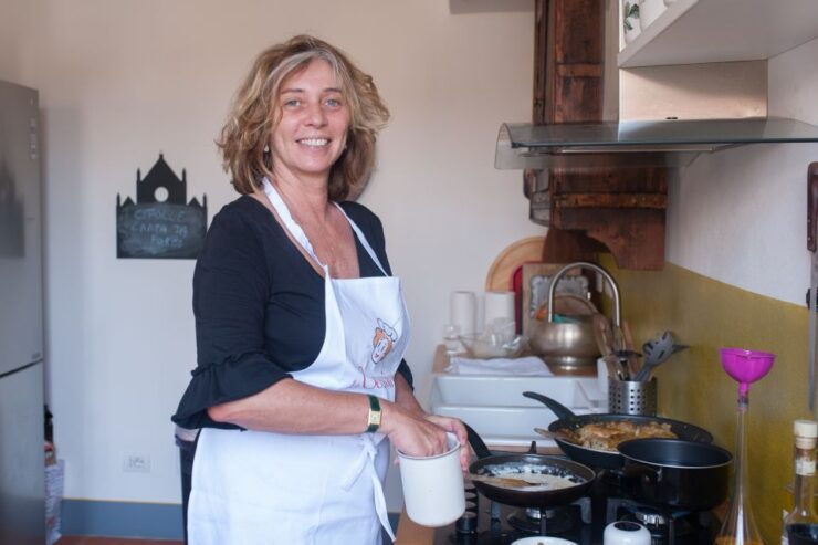 San Gimignano Private Home Cooking Class - Experience Highlights