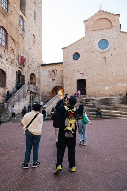 San Gimignano & Volterra: Private Transfer From Florence - Pickup Details
