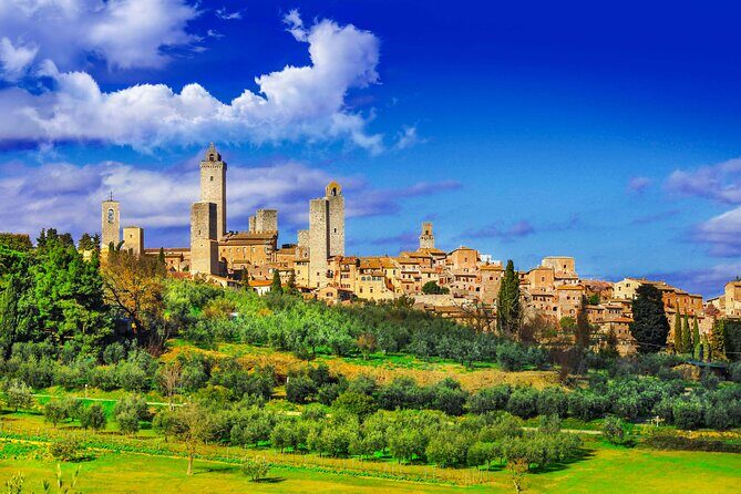 San Gimignano Walking Tour with Audioguide on Your Smartphone - What the Tour Offers: An Overview