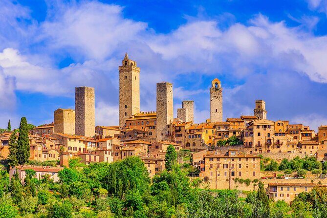 San Gimignano Walking Tour with Audioguide on Your Smartphone - Practical Tips for Making the Most of the Tour
