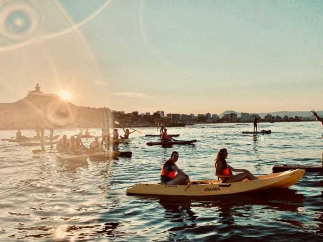 San Juan Beach: Double Kayak Rental 2 Hours +Snack and Drink - Included Amenities