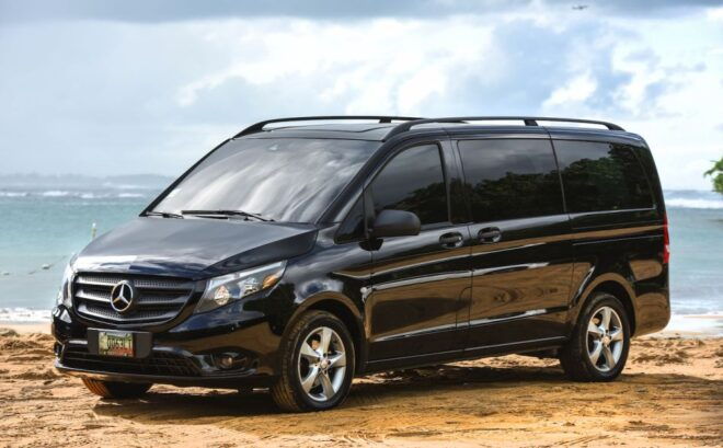 San Juan: Private City Highlights Driving Tour - Drive Through the International Convention Center District