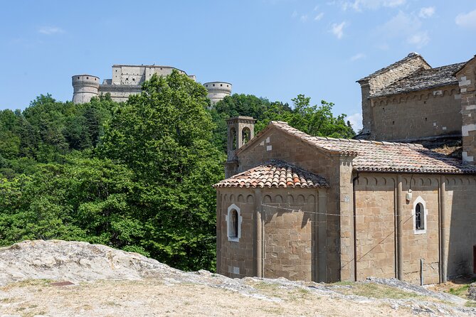 San Leo: Entrance Ticket to the Fortress and Prison of Cagliostro - Experience Details