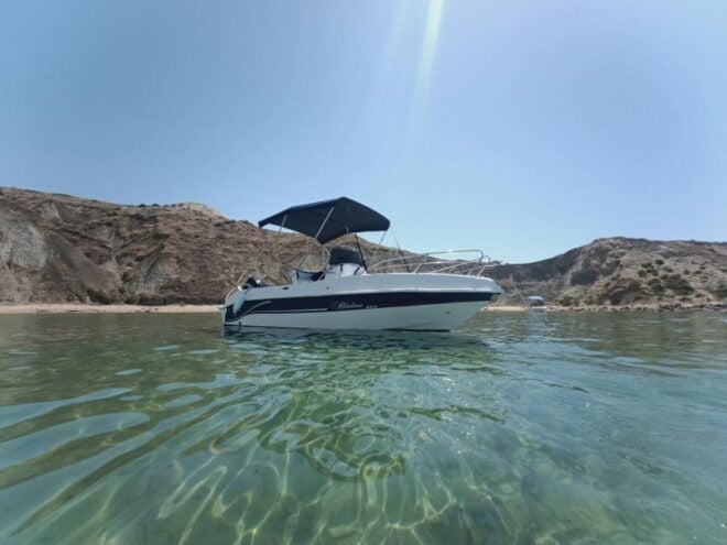 San Leone: Private Boat Tour to the Scala Dei Turchi & Drink - Activity Description