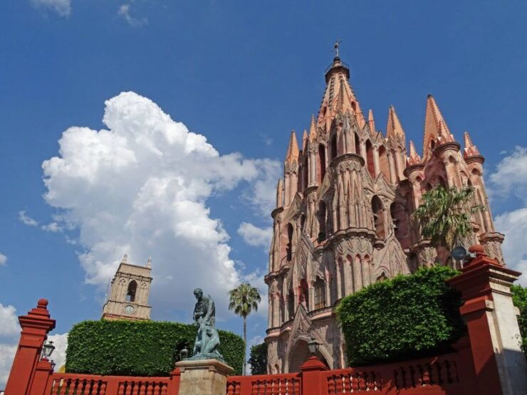 San Miguel De Allende: Walking Tour of Houses and Gardens - Cancellation Policy and Payment