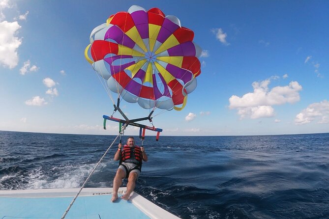 San Miguel De Cozumel Parasailing Experience With Beach Break - Parasailing Above San Miguel De Cozumel
