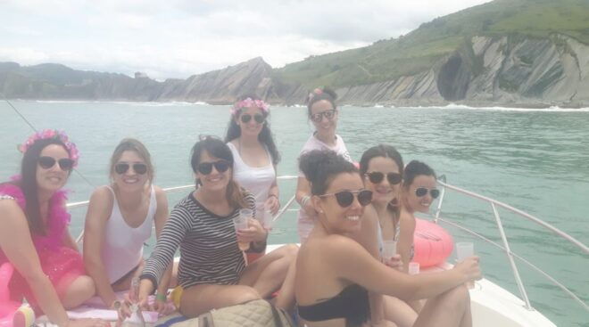San Sebastián: Bachelorette Party on a BOAT in SAN SEBASTIAN - Frequently Asked Questions