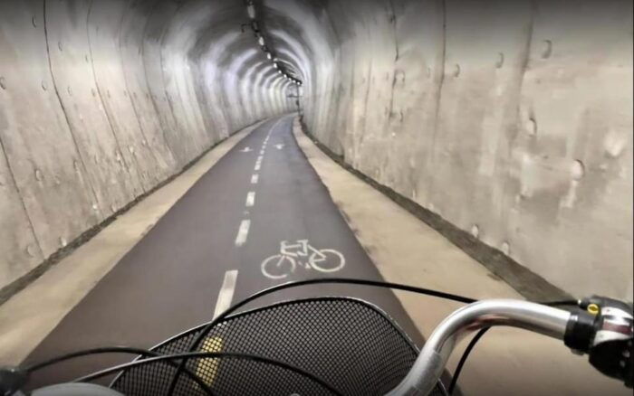 San Sebastian: Bike Tour With FREE Snack & Drink! - Scenic Bike Paths and City Views