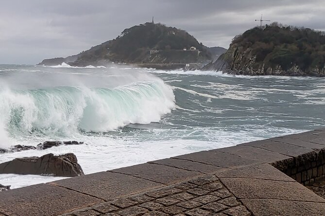 San Sebastián City and Pintxos Tour - Gastronomic Delights of San Sebastián