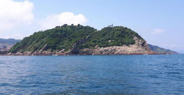San Sebastian: Discover San Sebastian's Secret Cliffs - Tour Overview