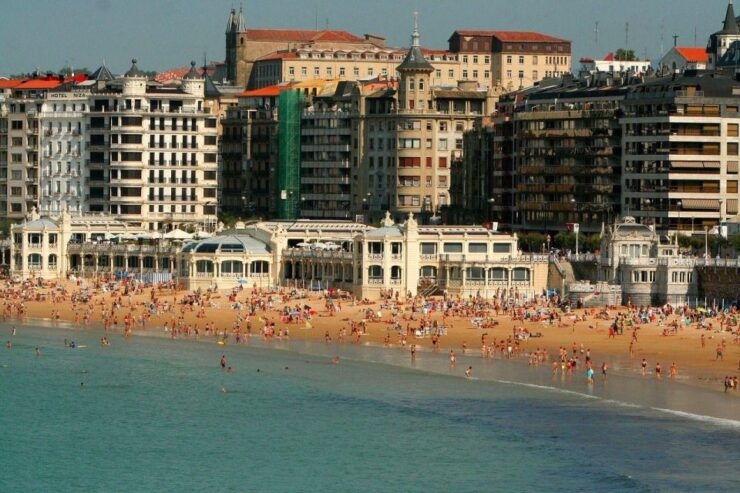 San Sebastian - Donostia Private Guided Walking Tour - Tour Experience Highlights