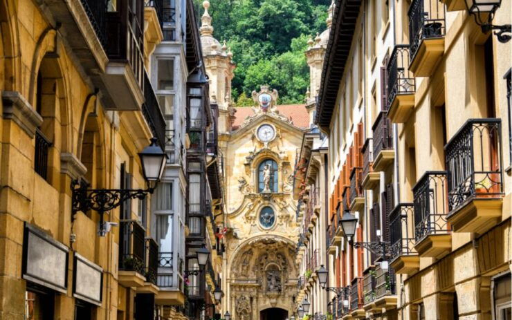 San Sebastian: Downtown Outdoor Escape Game - Good To Know