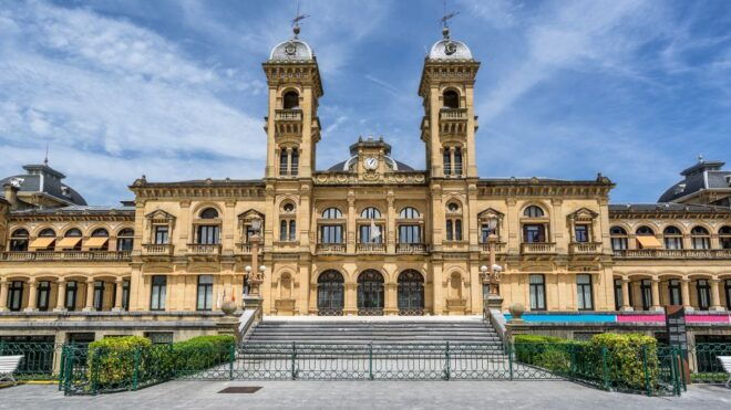 San Sebastian: Escape Game and Tour - Inclusions