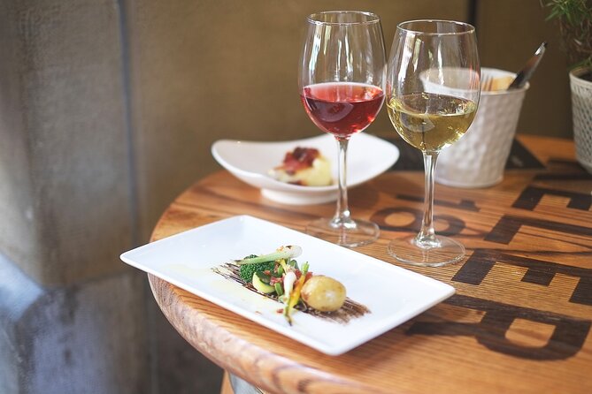 San Sebastian Evening Pintxo Tour With Wine - Rave Reviews From Satisfied Customers