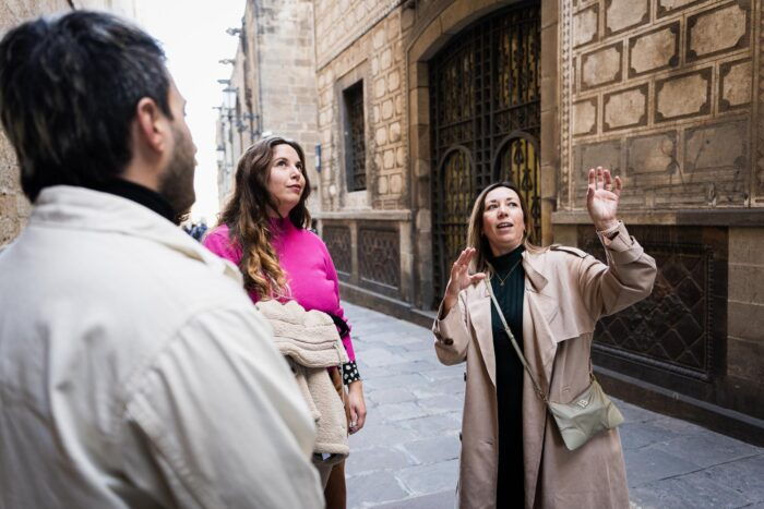 San Sebastian Food Tour With Pintxos & Drinks With a Local - Important Information