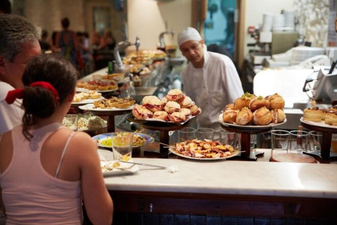 San Sebastian: Guided Food Tour With Pintxo Tasting & Wines - Customer Reviews
