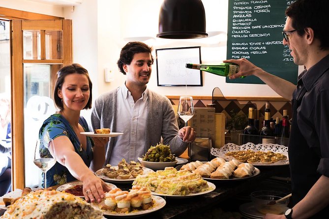 San Sebastian Lunch Time Pintxo Tour With Wine - Tour Experience and Positive Reviews